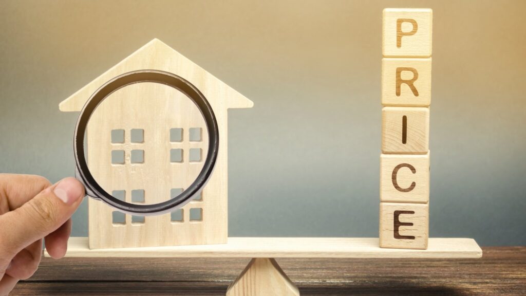 Dubai Property Prices analysis with luxury apartments and villas in Dubai